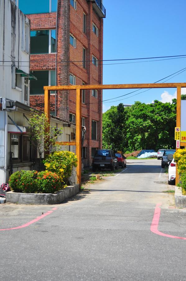 花蓮市 フライ ハウス Bed & Breakfast エクステリア 写真
